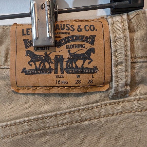 Boy's tan 511 slim Levi's butter soft brushed jeans. Size 16 (28 x 28) - Picture 5 of 6